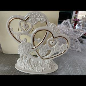 Lenox “Floating Hearts” Wedding Cake Topper